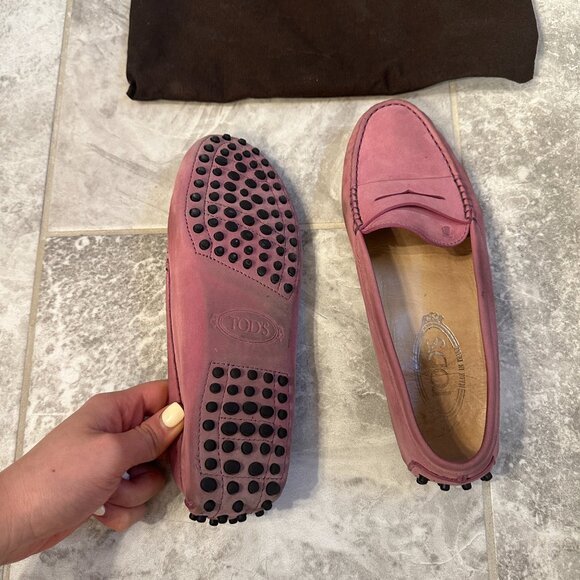 TOD’S Mauve Suede Loafers | Size 37 | Italian Designer Flats - Picture 2 of 3